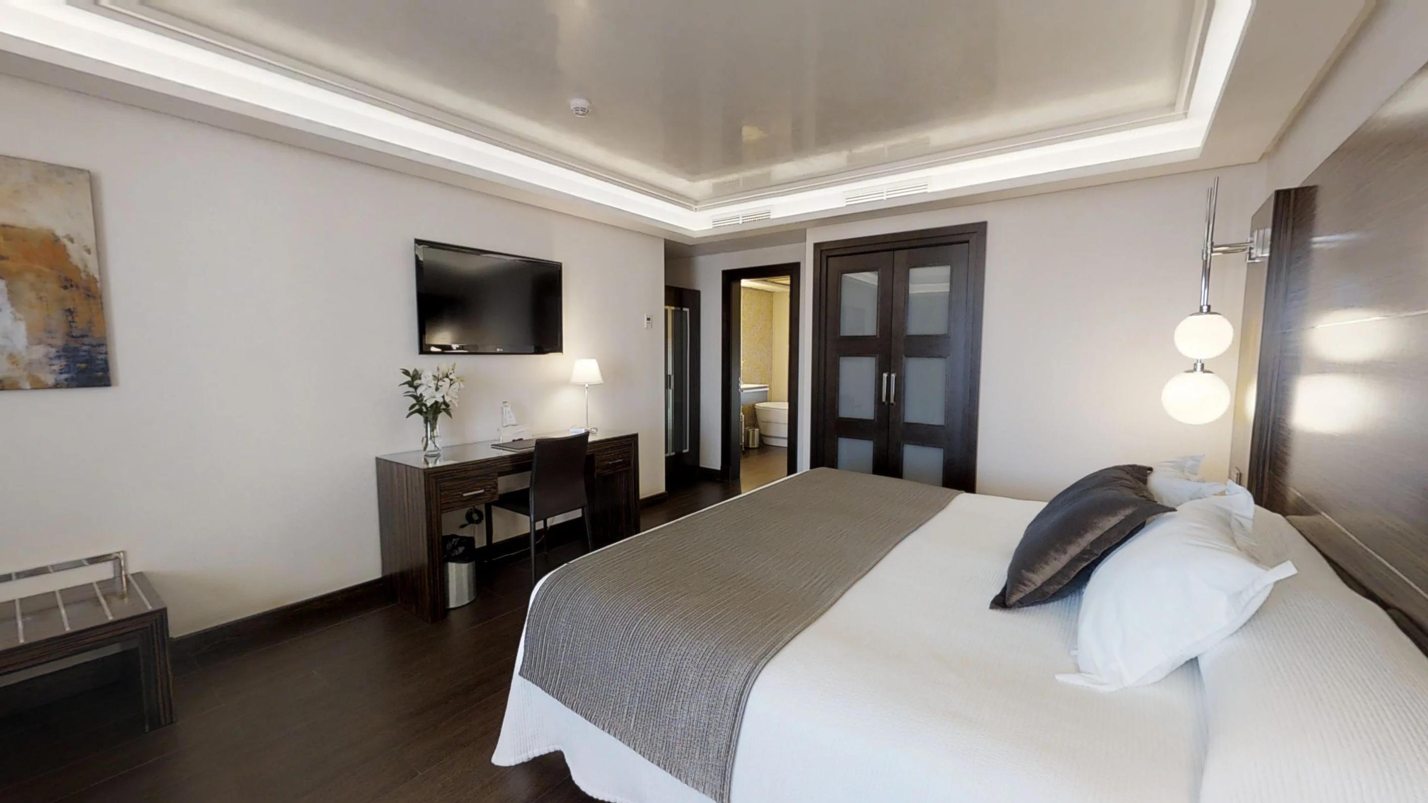 Hotel Vincci Selección Aleysa Benalmádena Exterior foto A room at the hotel