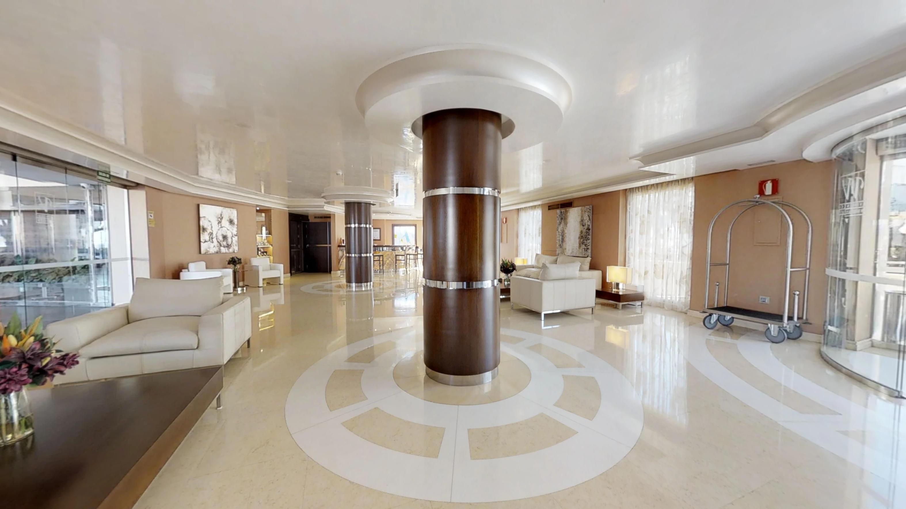 Hotel Vincci Selección Aleysa Benalmádena Exterior foto Lobby