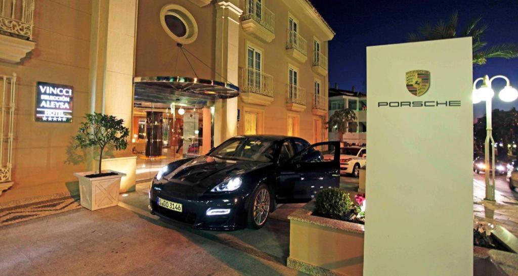 Hotel Vincci Selección Aleysa Benalmádena Exterior foto Porsche Museum